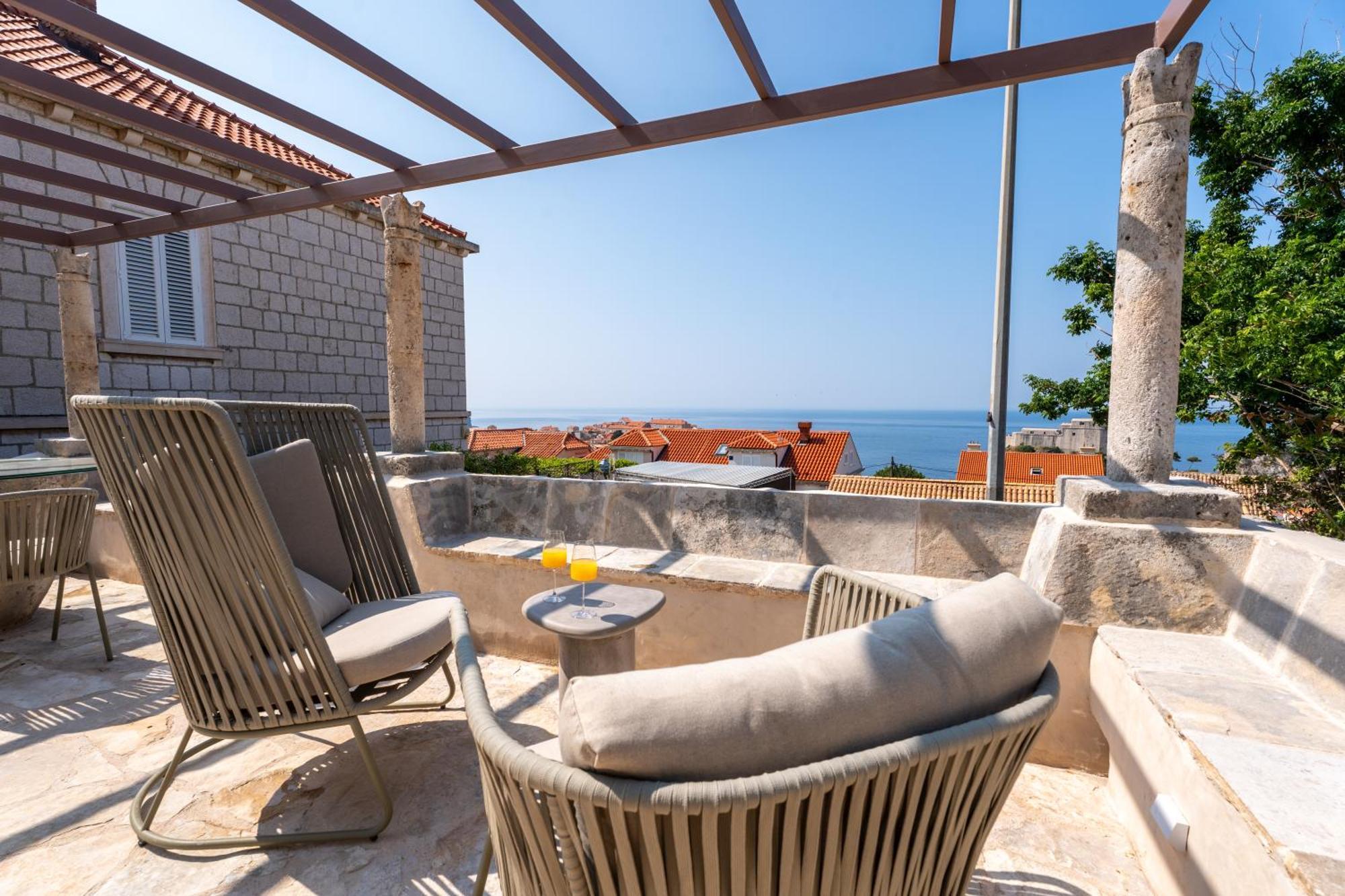 Maxima Comoda Luxury Villa *