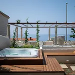Maxima Comoda Luxury Villa